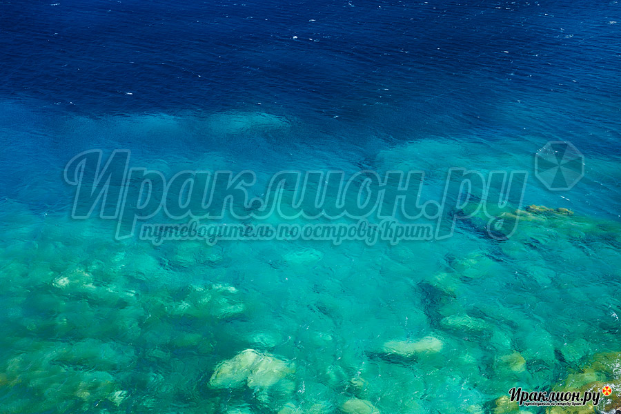 Бирюзовая вода на пляже Итанос, Крит, Греция